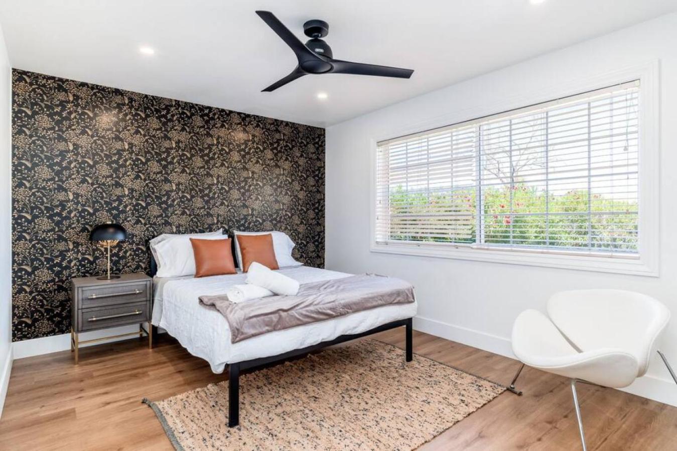 Sunshine, Paradise Escape! Private Pool, Sleeps 12 Phoenix